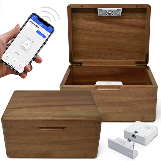 Small wooden storage for personal belongings 
